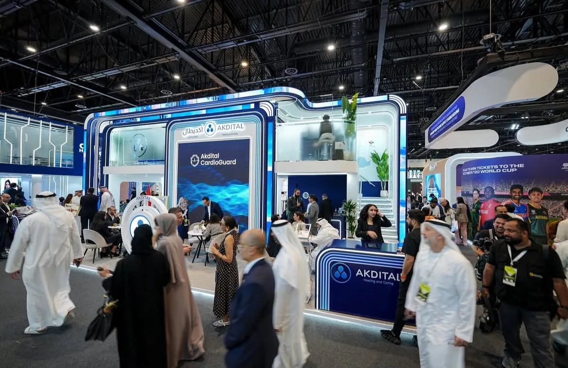 Le stand Akdital au salon WHX de Dubaï